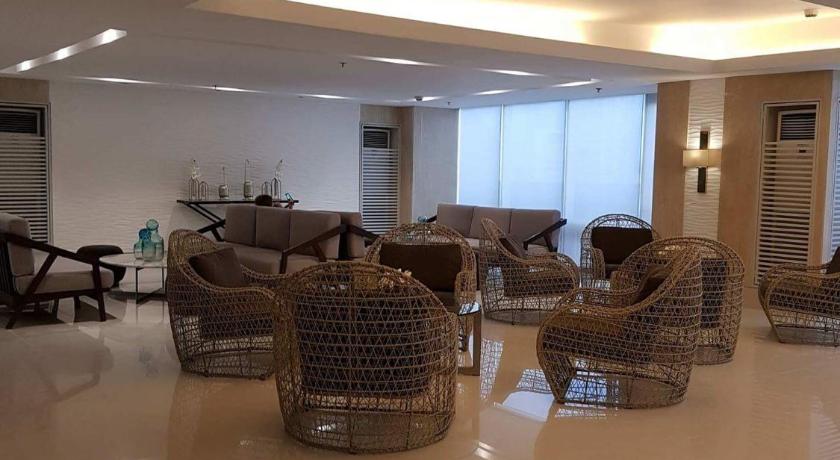 Studio Unit at The Breeze Residences photo