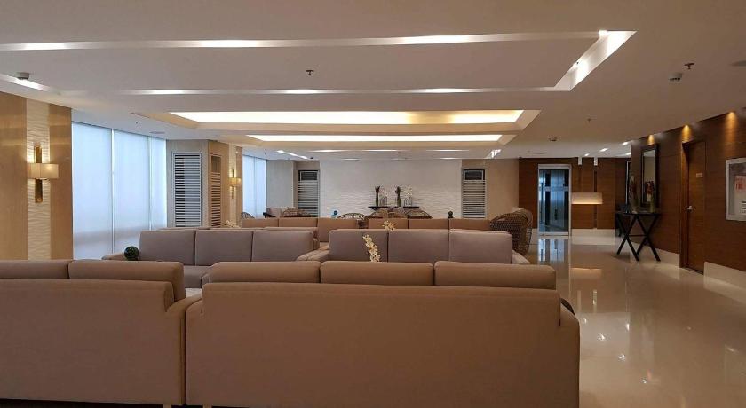 Studio Unit at The Breeze Residences photo
