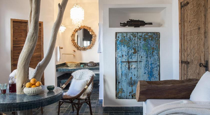 Image of Triple Room 2