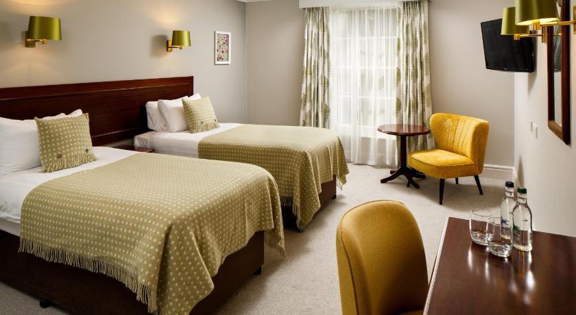 Mercure Gloucester - Bowden Hall Hotel