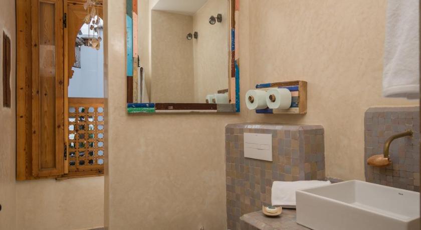Image of King Suite with Ocean View 2