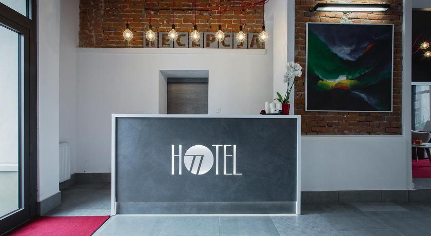 Hotel77 photo
