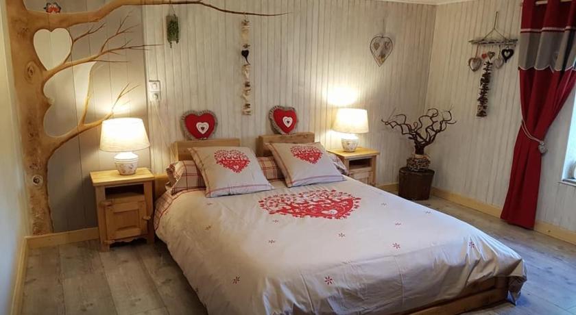 La Ferme de La-haut B&B