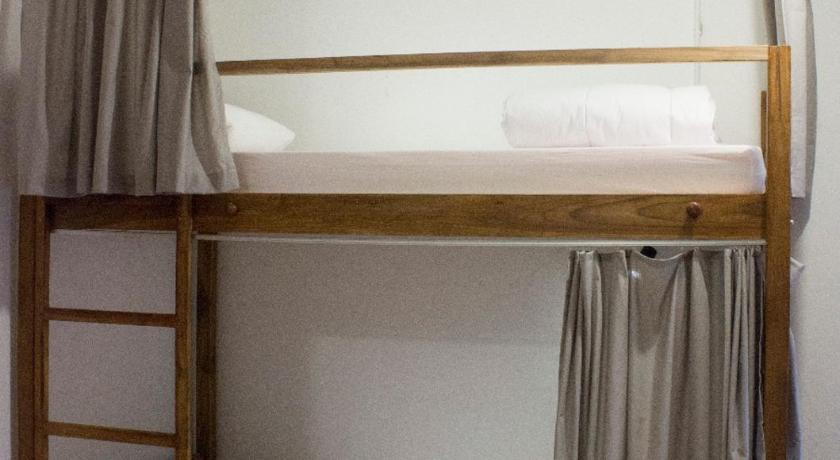 Image of Single Bed in Mixed Dormitory Room 1