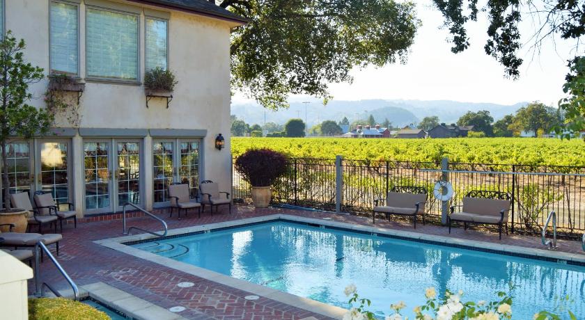 Vineyard Country Inn photo