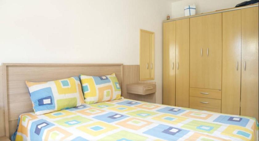 Image of One-Bedroom Apartment 8
