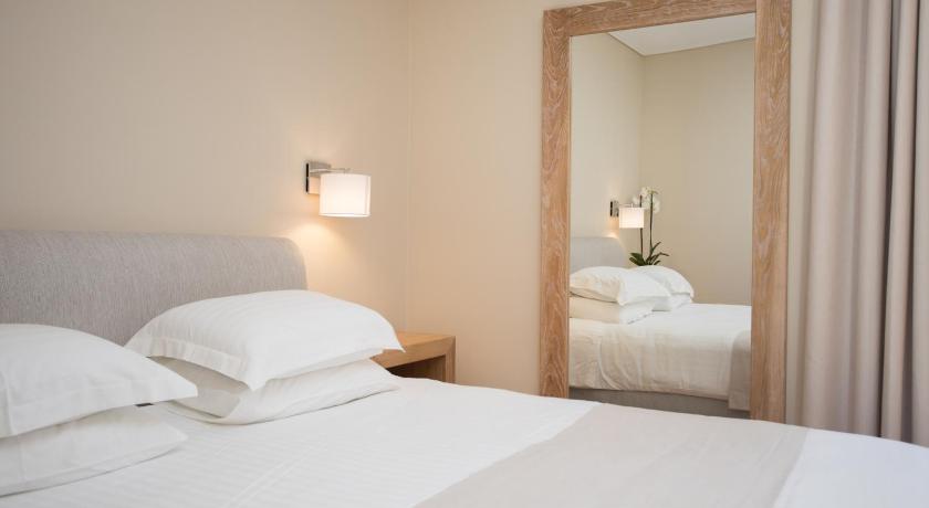 Porto Naxos Hotel