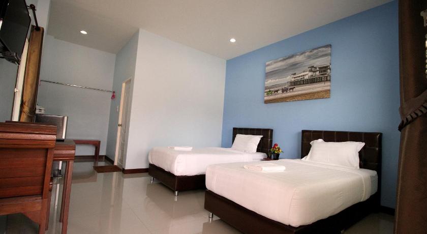 Image of Standard Twin Room 0