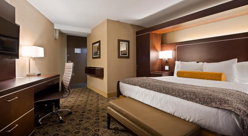 Best Western Premier Executive Residency Detroit Southfield Hotel