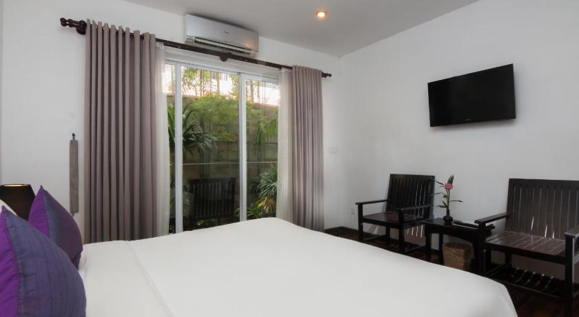 Image of Deluxe Double with Balcony 10
