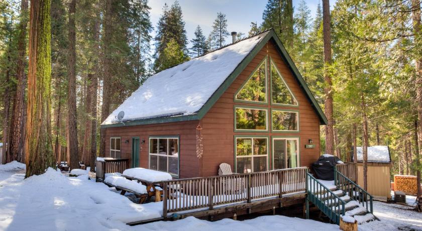 7S Wawona Chalet photo