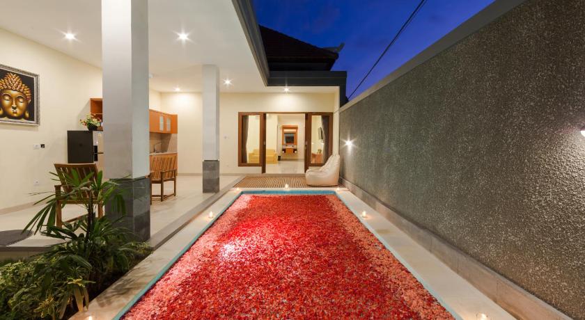 Paisa Villa Seminyak - image 36