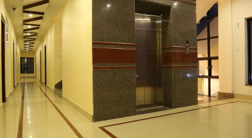 Mahadev Hotel - image 16