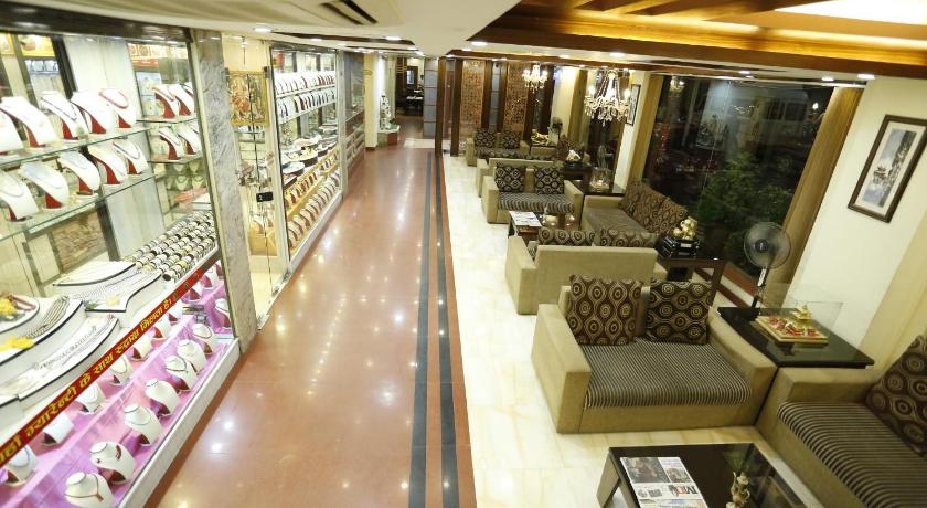 Mahadev Hotel - image 8