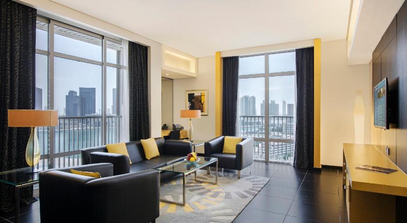 Hala Arjaan by Rotana Deluxe Hotel Apartments - image 2