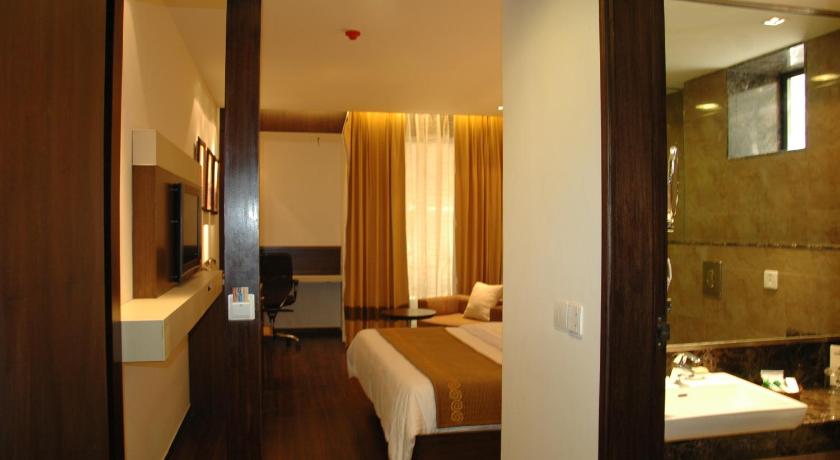 Shervani Hotel Nehru Place