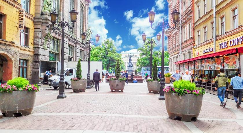 Apartments Uyut — Hotel in Saint Petersburg