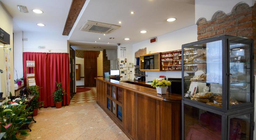 Abc Comfort Hotel Mantova City Centre