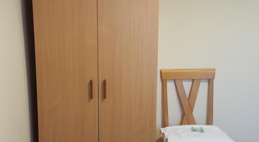 Cedars House Hotel photo