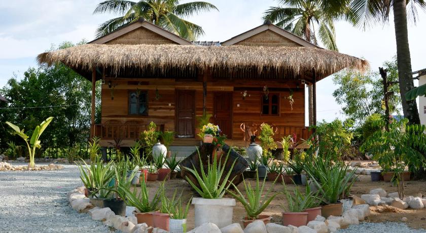 Fish Island Bungalows