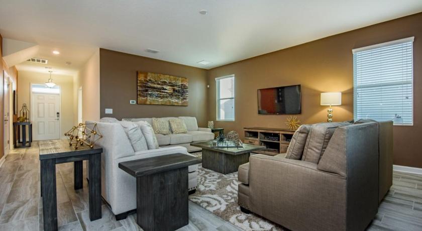 At Last Your Own 5 Star Orlando Villa Minutes from Disney Villa 1517MB