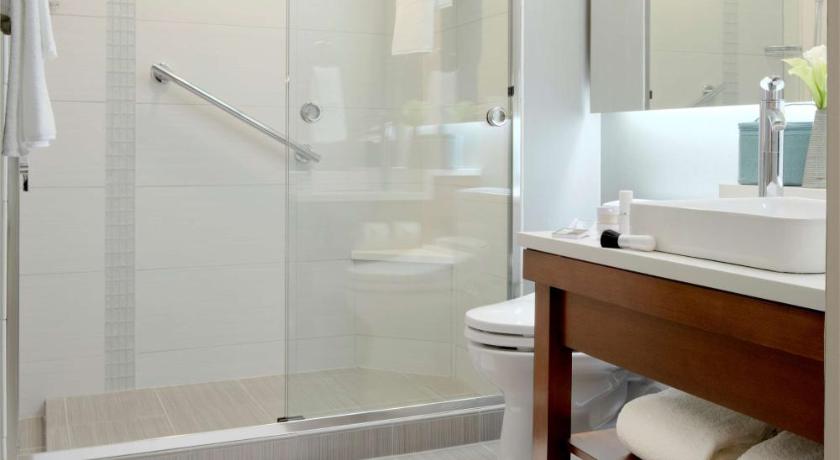 Hyatt Place Charlotte Downtown