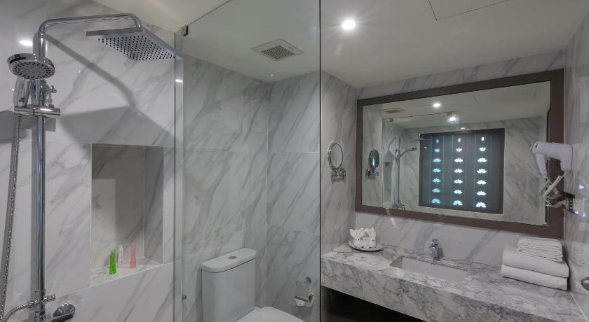 デラックス ダブルまたはツインルーム (Deluxe Double or Twin Room)の画像 2