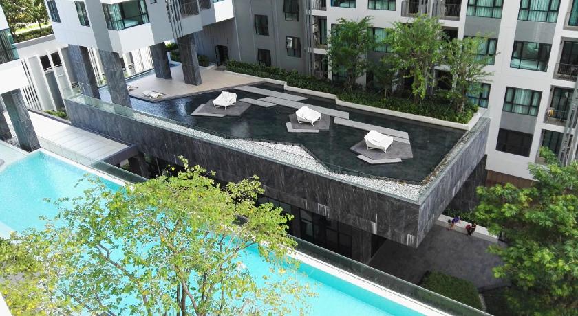 パタヤ LLX condo@THE BASE   cityview or sea view 4つ星 ゲストハウス レストラン