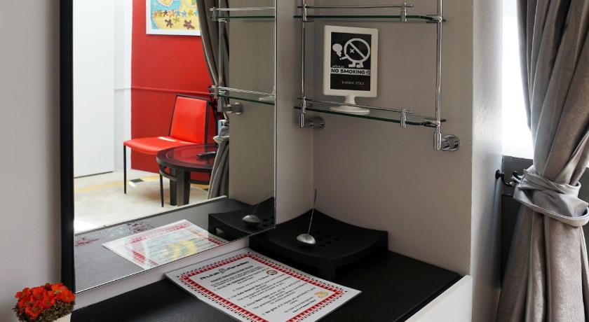 Image of Superior Family Room 11