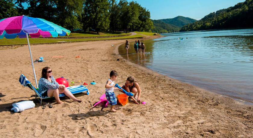 Buckhorn Lake State Resort Park photo