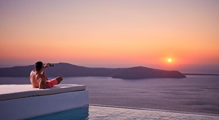 Image of Astra Private Villa with Caldera View 10