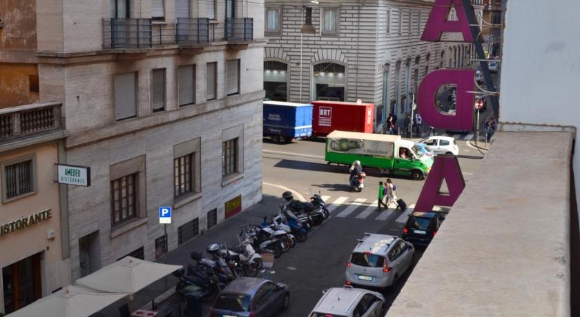 ローマ Bloom Apartment by La Griffe 3つ星 ゲストハウス レストラン