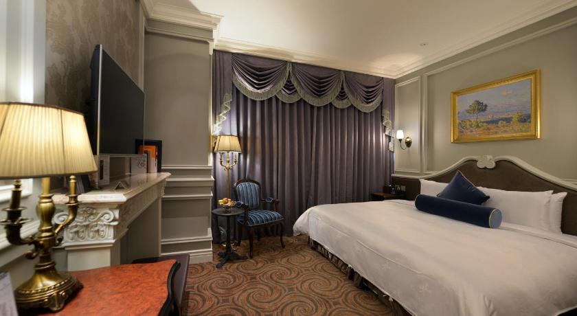 Image of Deluxe Room 5
