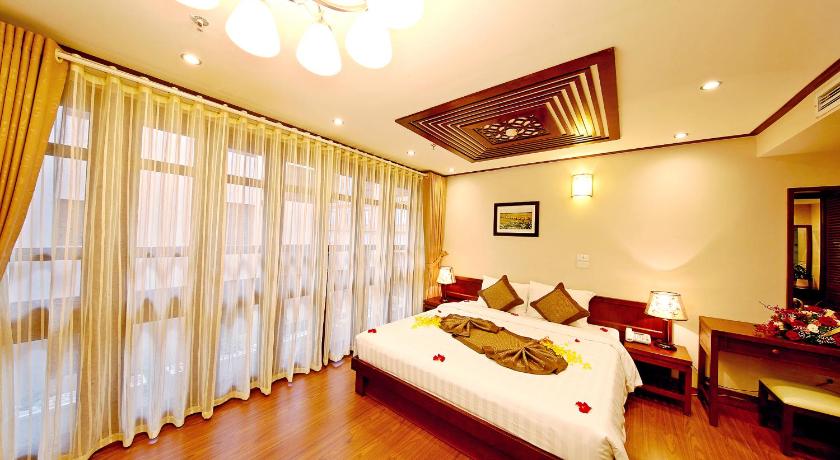 Image of Suite with View 6