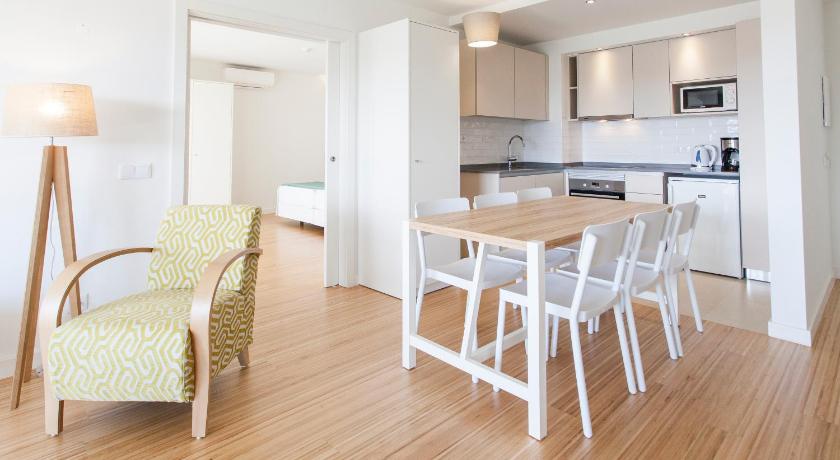 アルブフェイラ Alfagar Aparthotel 4つ星 ホテル レストラン