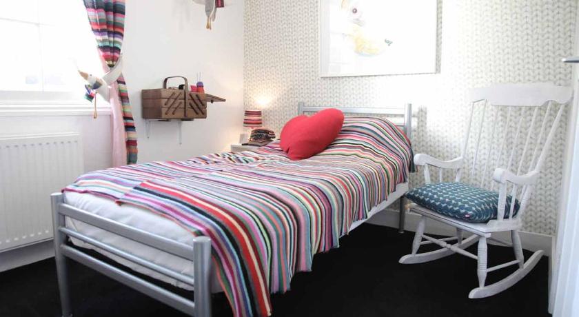 Image of Do Knit Disturb Standard Single Room 1