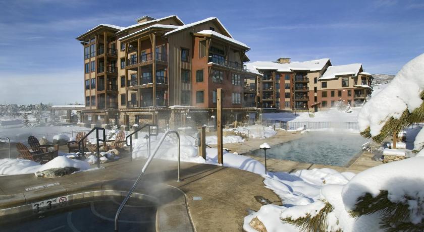 Trailhead Lodge photo