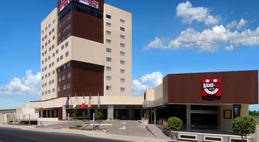 HS HOTSSON Hotel Irapuato