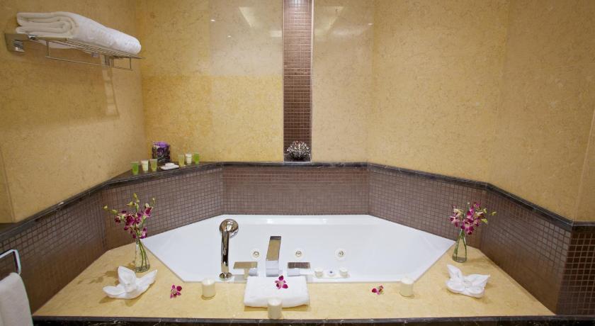Image of Royal Suite 9