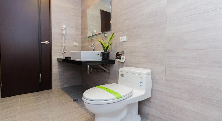 Bathroom, 時尚玩家-包棟民宿 in Yilan