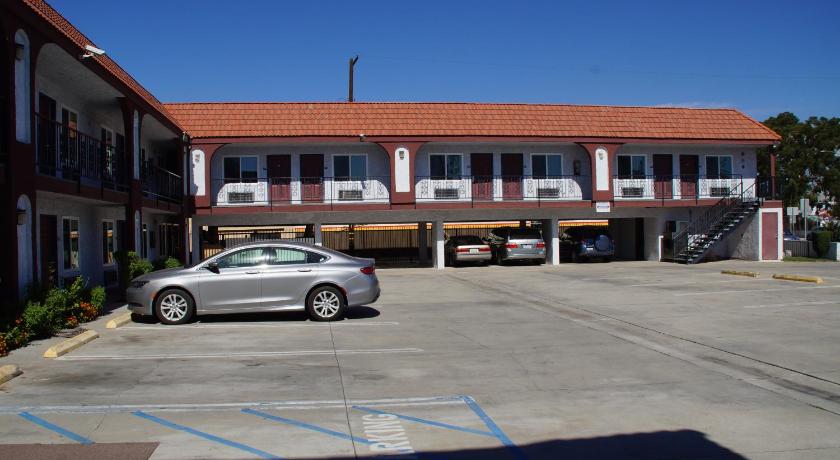 Beach Inn Motel photo