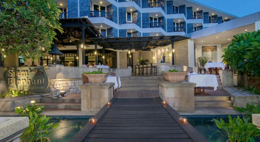 Pattaya Siam Bayshore Resort Pattaya 5-Star Hotel suite