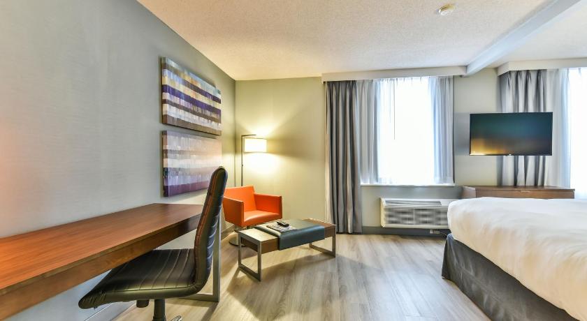 Radisson Suite Hotel Toronto Airport