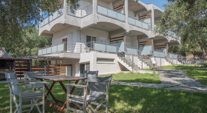 Villa Riza photo