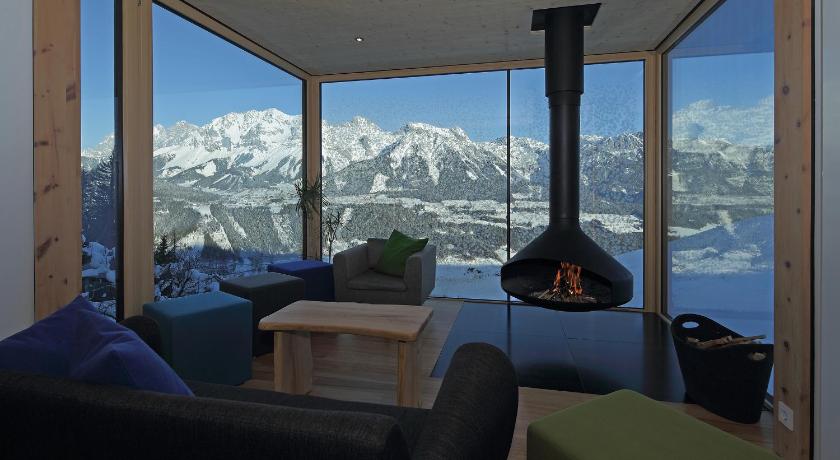 Image of Superior Chalet 2