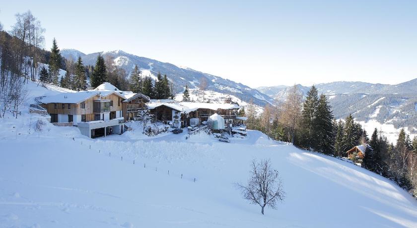 Image of Superior Chalet 24