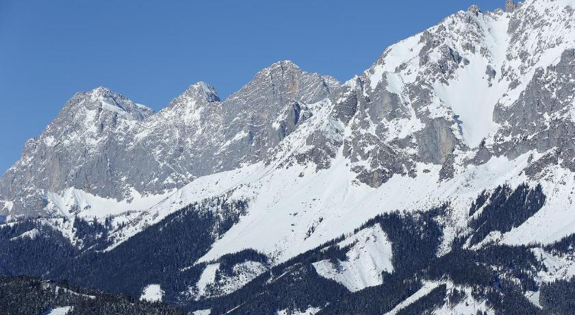 Chalet Alm Planai photo