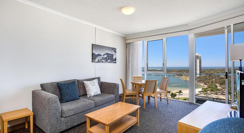 Mantra Twin Towns Coolangatta