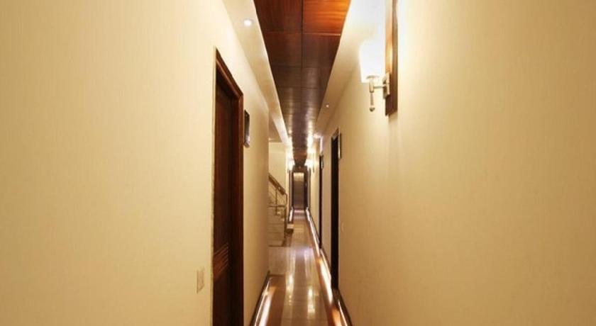 Hotel Vikrant photo