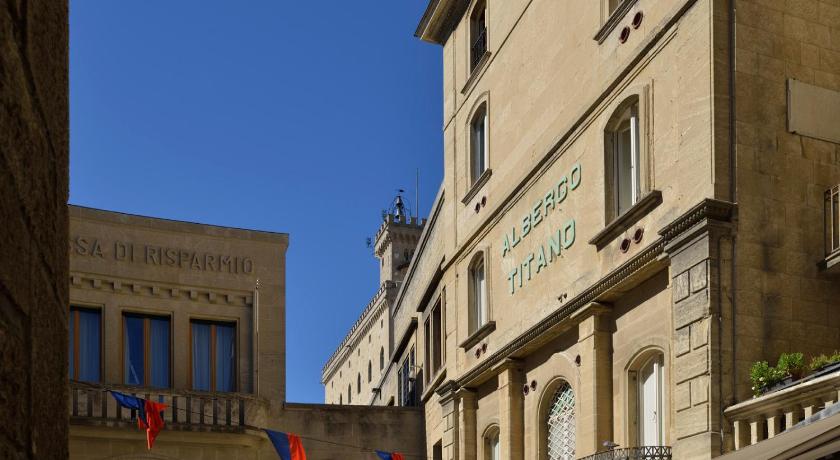 Hotel Titano photo